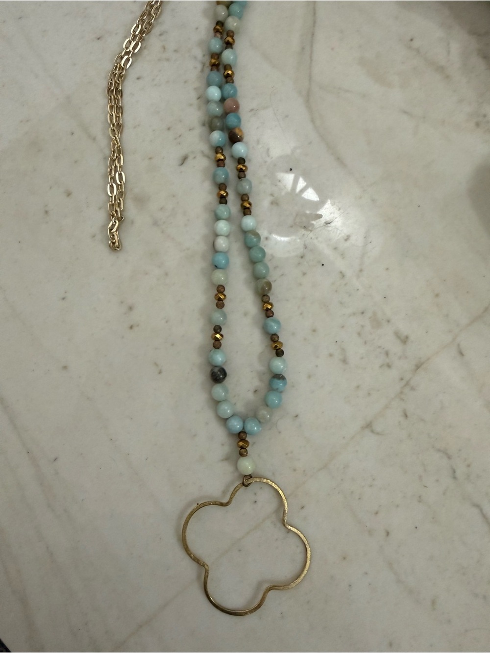 Gold Clover Pendant Beaded Necklace - Aqua Beads & Gold